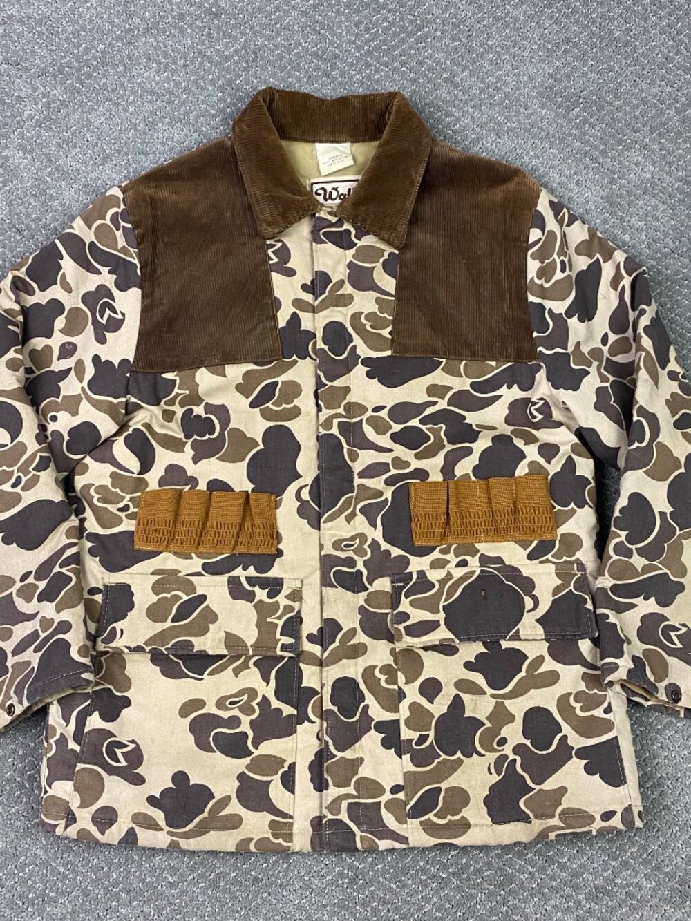 Vintage Walls Duck Camo Hunting Jacket Mens Medium Frog Skin Shell Holder